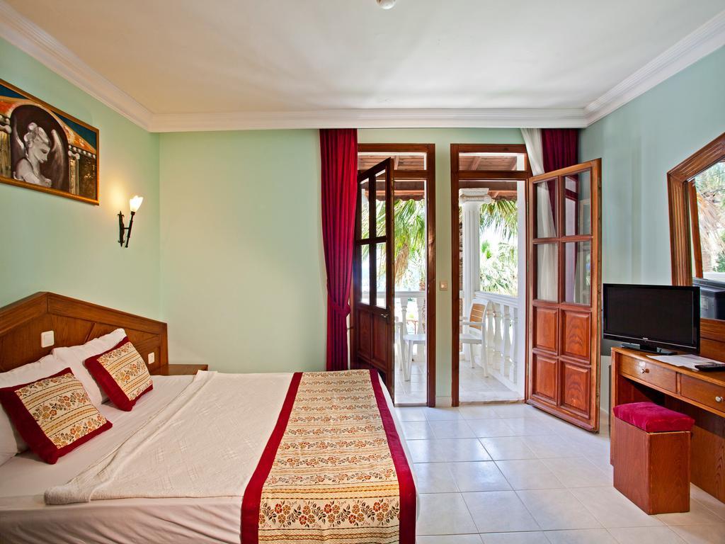 Club Tarhan Beach Didim Esterno foto