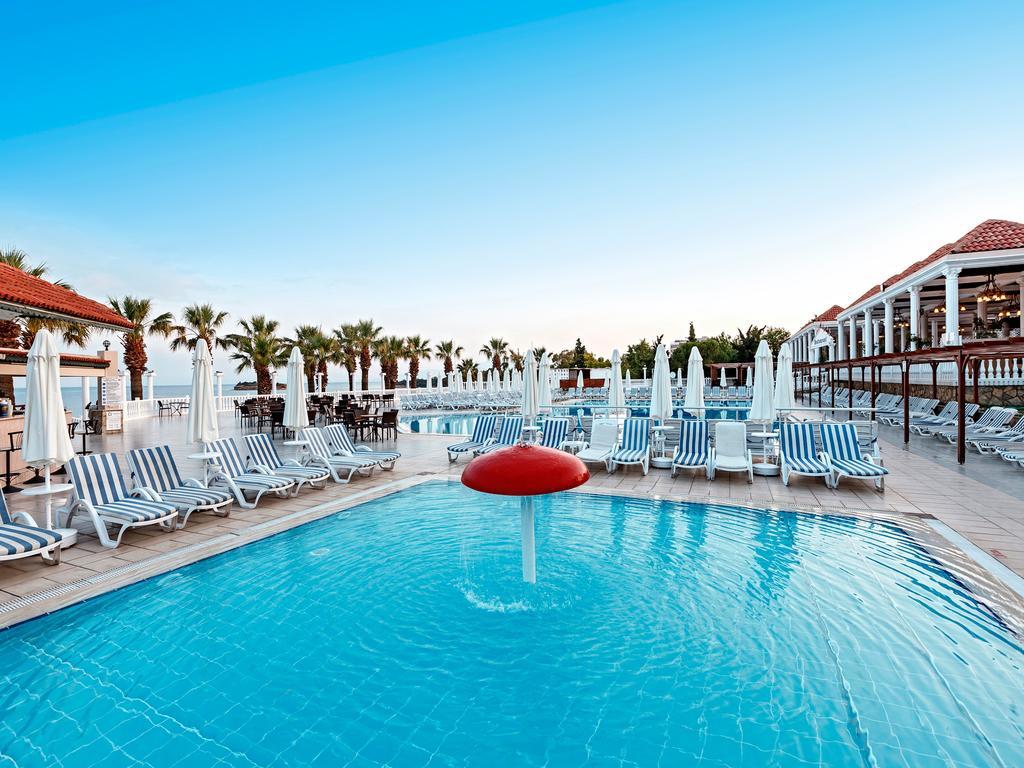 Club Tarhan Beach Didim Esterno foto