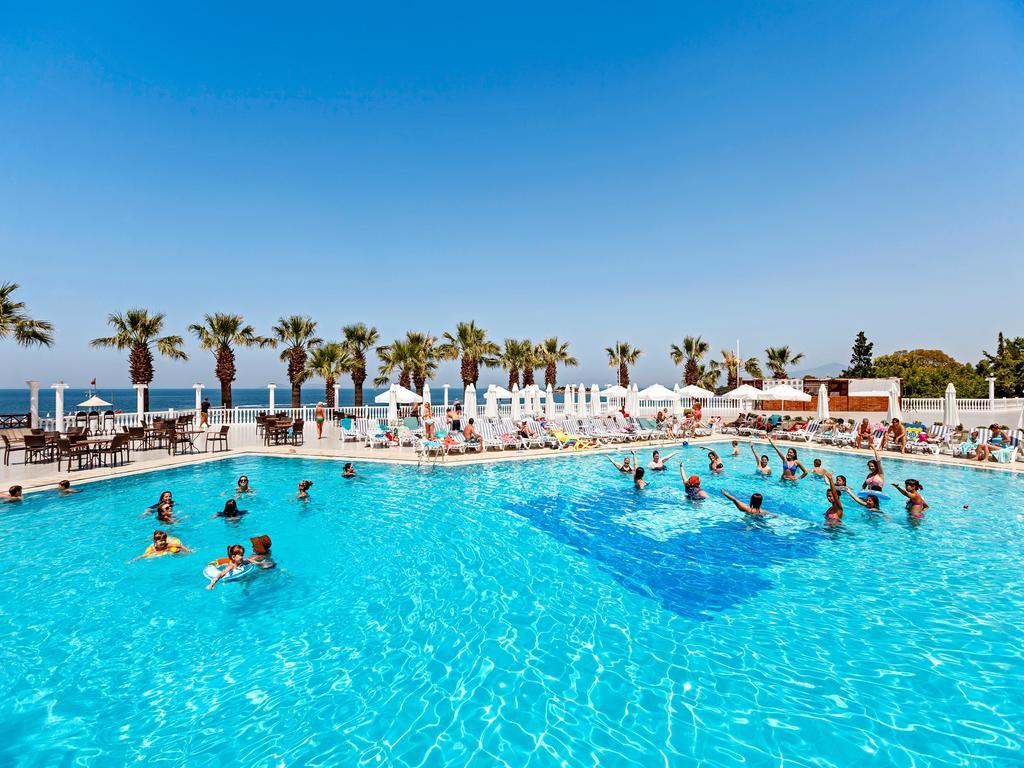 Club Tarhan Beach Didim Esterno foto