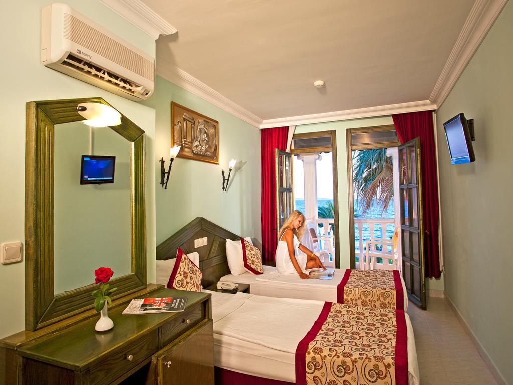 Club Tarhan Beach Didim Camera foto